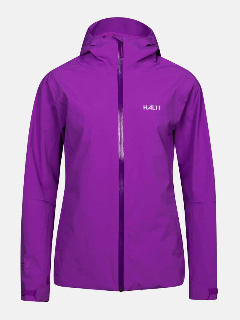 Halti Aava DX -esittelytakki naisille, violetti, hupulla ja edessä vetoketjulla, valkoisella taustalla.