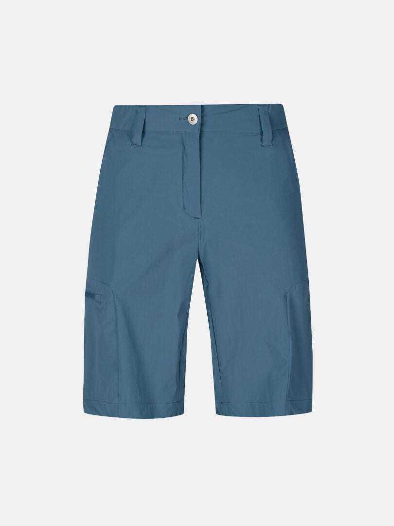 Halti Pallas Cool Shortsit Naisten Plus: siniset stretch-shortsit, joissa on UPF 90+, vyölenkit ja sivutaskut.