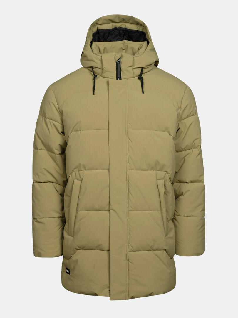 Halti Brahe Puffer Parka Miesten, beige, DrymaxX-materiaalilla, huppu, vetoketju edessä ja 2 isoa taskua valkoisella taustalla.