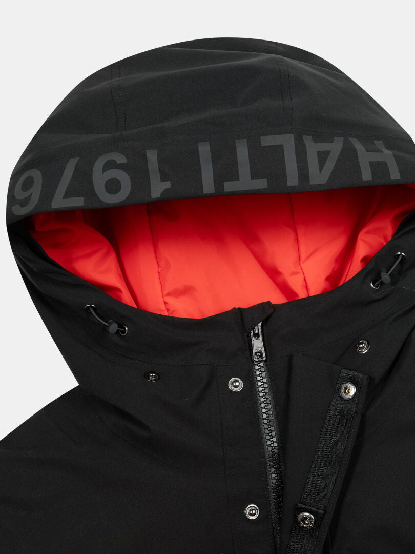Lähikuva Halti 1976 Down Parka Unisex -mallistosta, jossa on punaruskea vuori ja harmaa Halti-brändi hupussa.